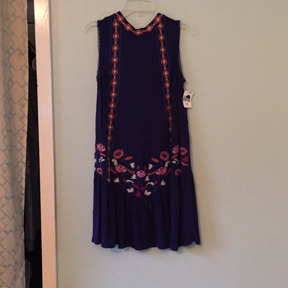 Cute sleeveless dress